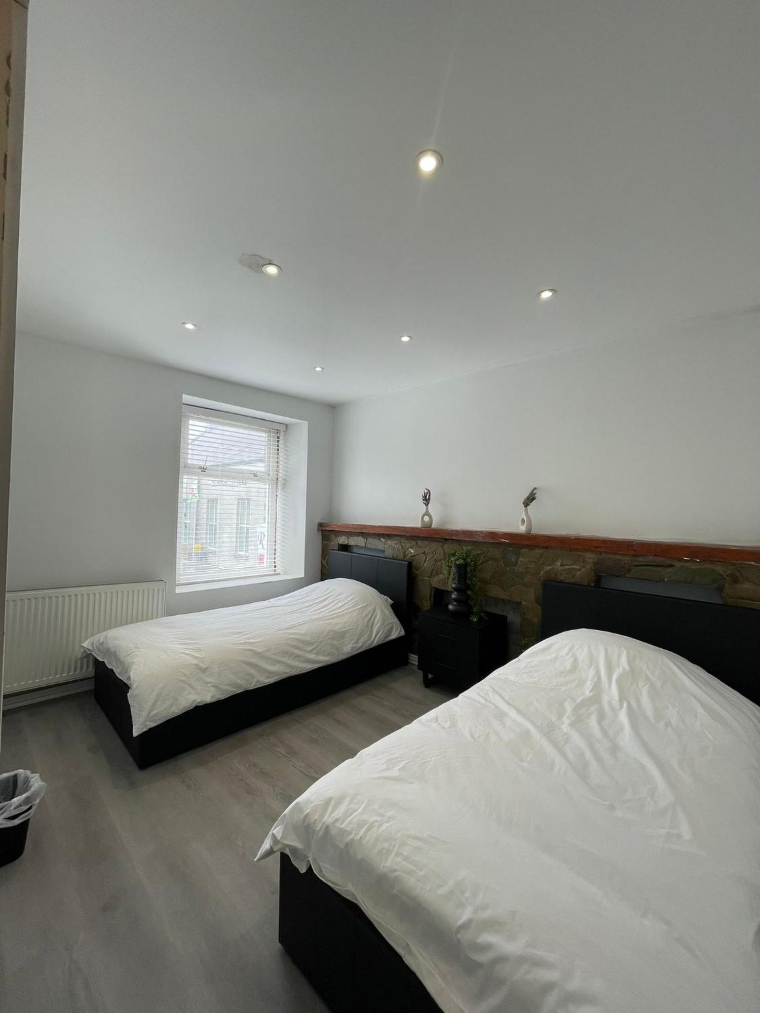 Holyheadinn Bagian luar foto