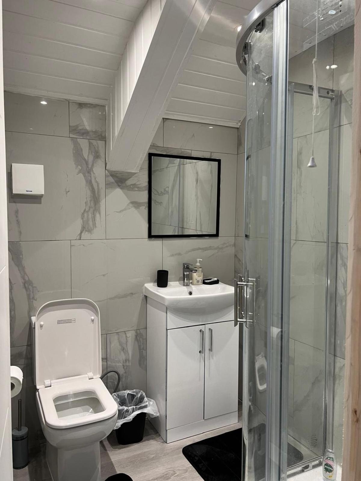 Holyheadinn Bagian luar foto
